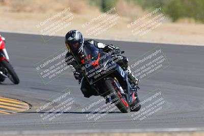 media/Oct-03-2022-Moto Forza (Mon) [[5f077a3730]]/Intermediate Group/Session 2 (Turn 10)/